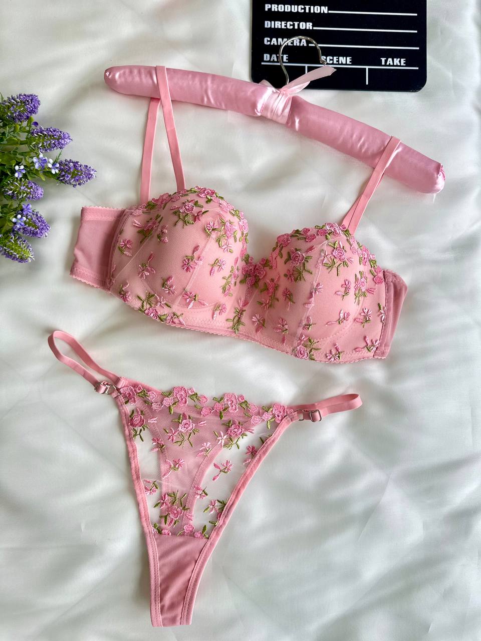 Pembe Dantelli ÇiçekliPedli Sütyen Takımı Seti Çiçek Desenli Bralet Kadın Desteksiz Sütyen Tanga Set